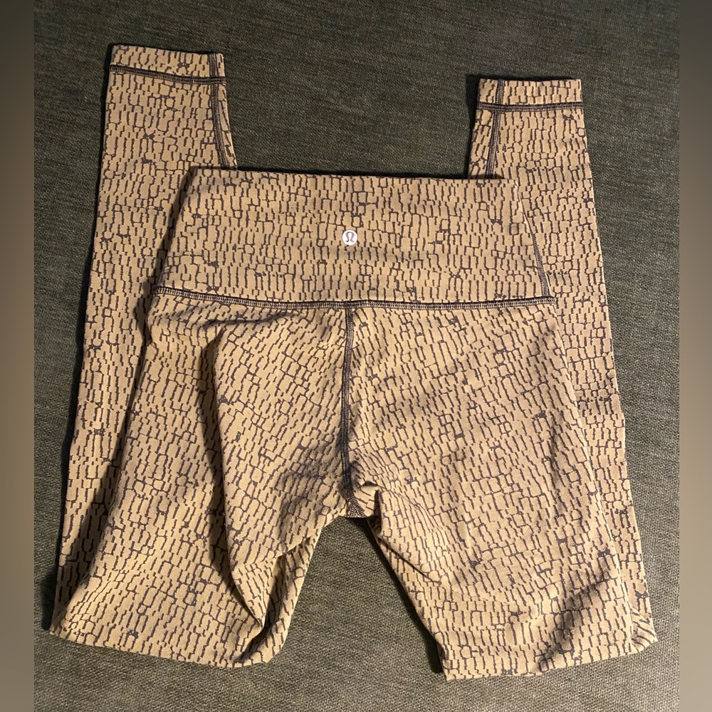 Lululemon Patterned Leggings - Picture 2 of 3